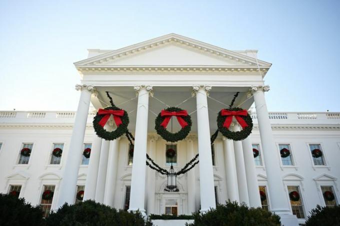Dekoracje można zobaczyć w Białym Domu podczas podglądu medialnego Świąt 2023 w Białym Domu w Waszyngtonie.